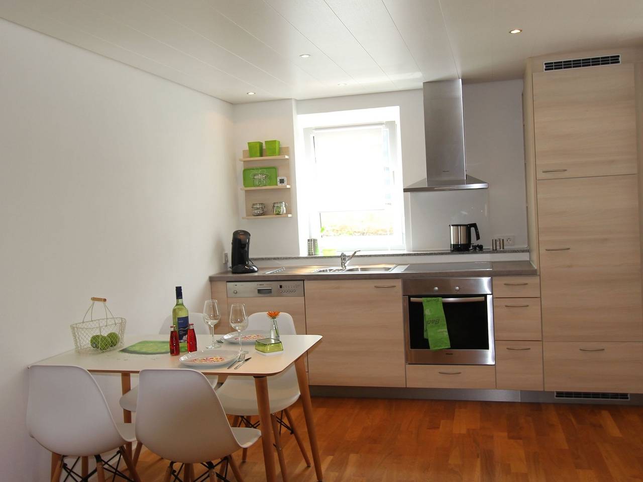 Ganze Ferienwohnung, Ferienwohnung Moll - Ferienwohnung mit 47qm, 1 Schlafzimmer, 1 Wohn-/Schlafzimmer, max. 4 Personen in Neuffen, Albsteig Etappe 9