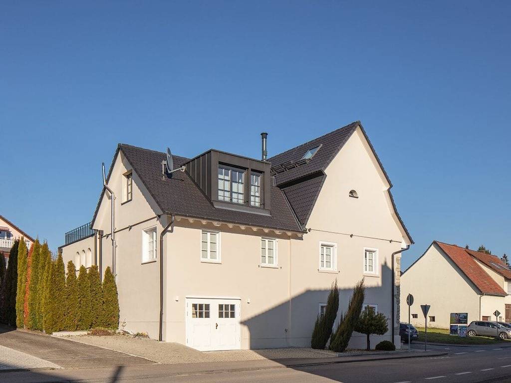 Seehaus Allensbach „Seerosen Suite“ in Allensbach, Untersee