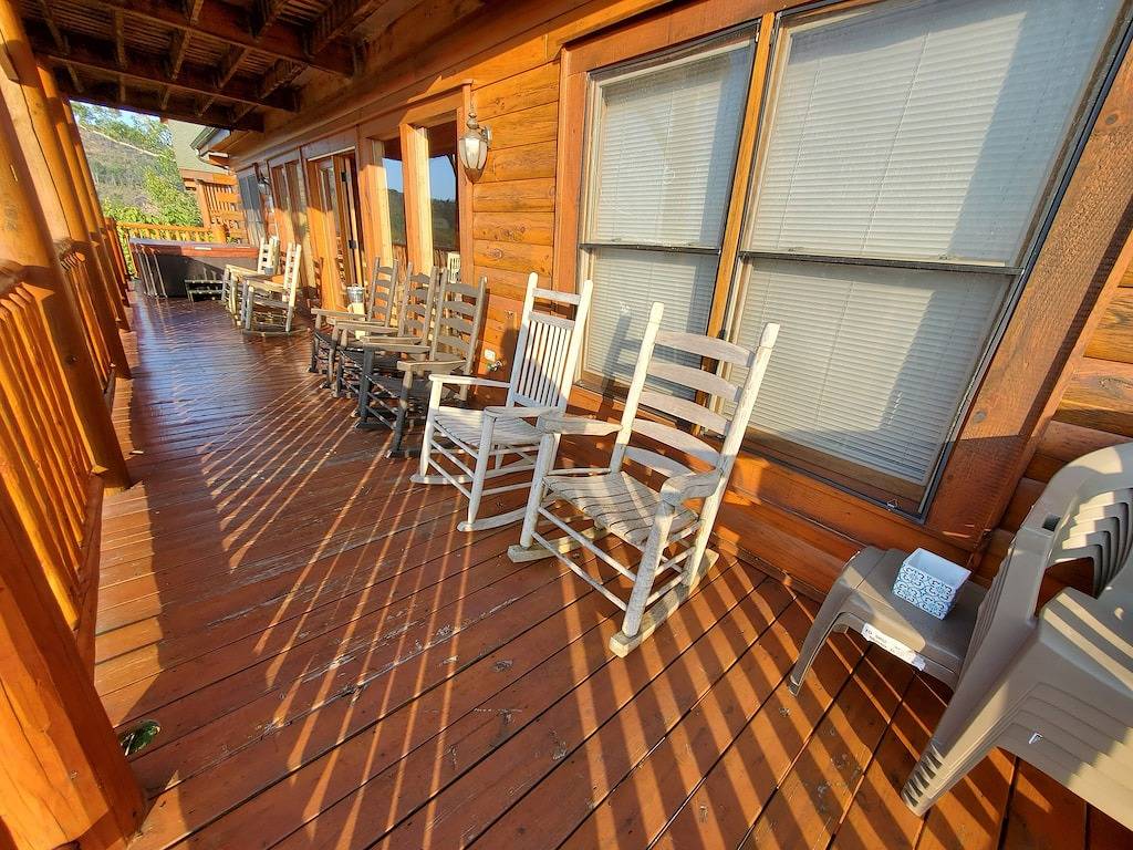 A + Ansichten! 8/7 Pool / Arkaden, Airhockey, Tischfußball. Perfekt für Lg Familien und Gruppen in Sevier County