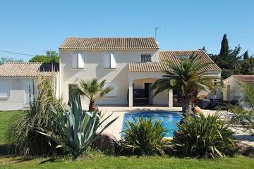 Chambre d’hôte pour 2 personnes, avec jardin et piscine à Orange