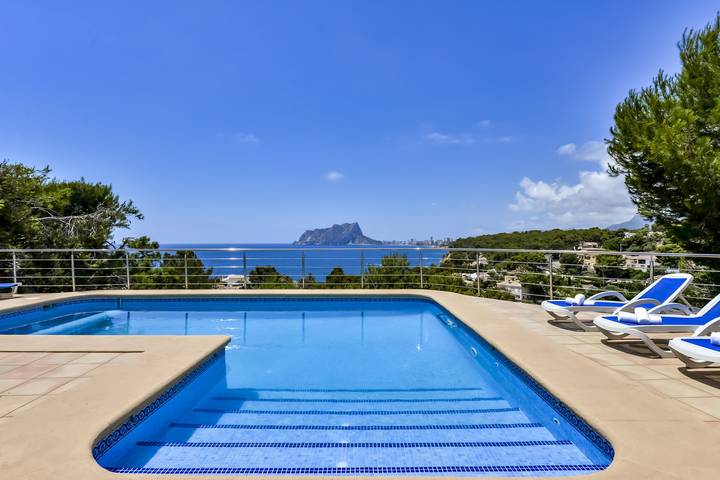 Finca für 12 Personen, mit Terrasse und Garten in Benissa