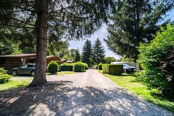 Maison de campagne pour 4 personnes, avec sauna et piscine à Leval
