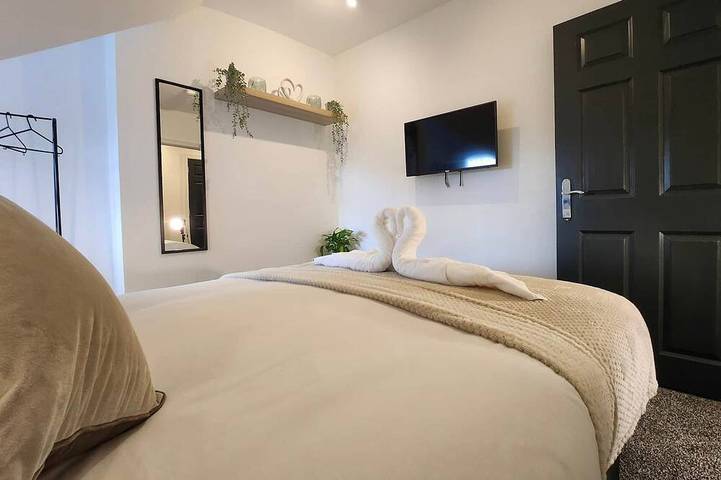 Apartamento entero, Principality Suites (3 beds) in Cardiff, Cardiff region