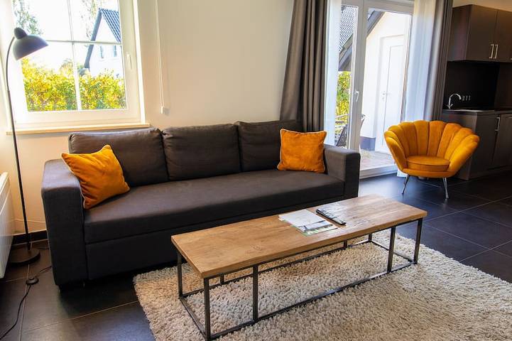 Cottage für 3 Personen, mit Terrasse und Garten in Dobbin-Linstow