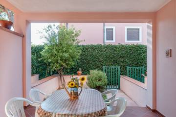 Ferienwohnung für 6 Personen, mit Garten in Marina di Campo