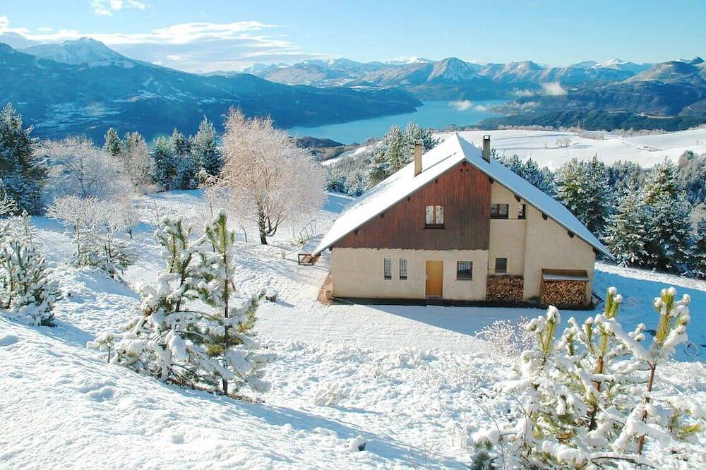 Villa vue panoramique lac & montagne + pétanque in Saint-Apollinaire, Parc national des Écrins