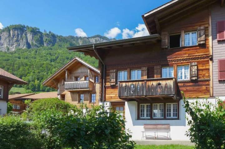Ferienhaus für 5 Personen, mit Balkon in Brienz