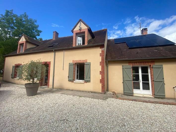 Location de vacances pour 10 personnes, avec Terrasse et Jardin à Saint-Martin-sur-Ocre