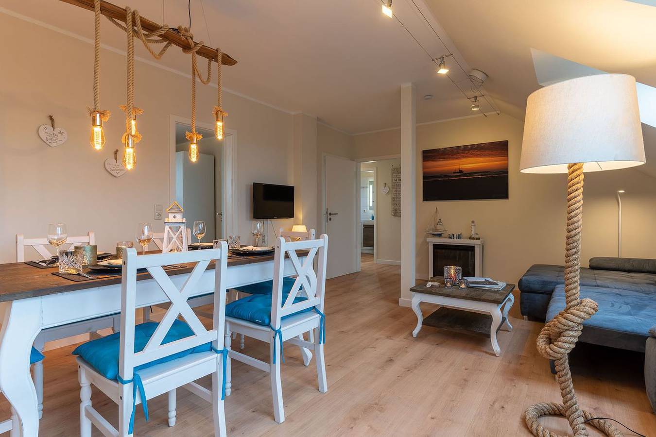 Ganze Wohnung, Seeblick 15 - Apartmenthaus Deichbude am Strand - 1a Lage zum Hauptstrand in St. Peter-Ording, Eiderstedt