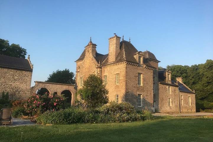 Château pour 15 personnes, avec jardin et piscine en Bretagne