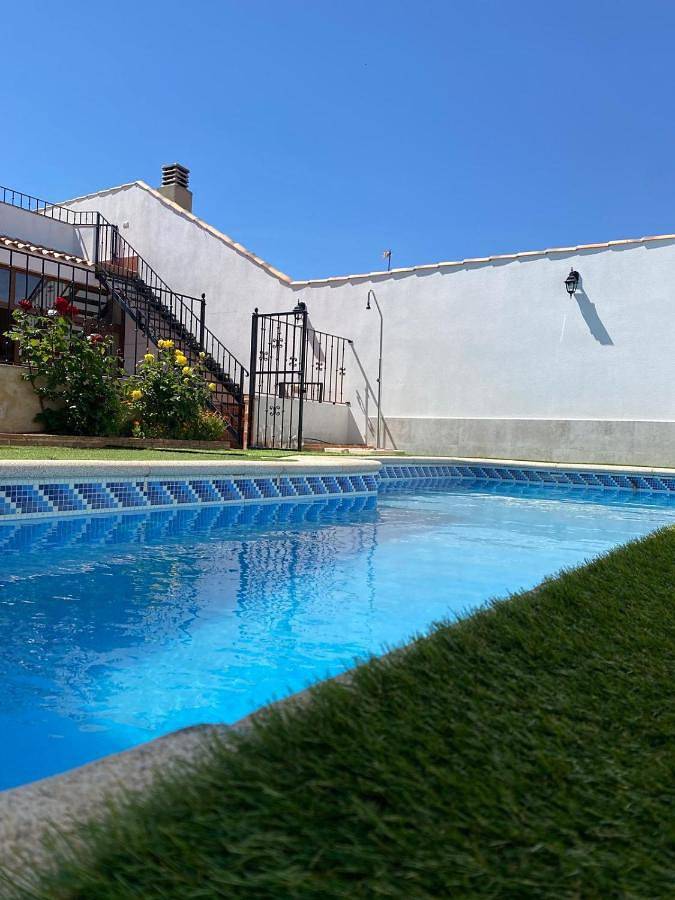 Casa rural para 16 personas, con jardín además de piscina y vistas, Familias con niños - 1
