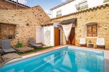 Gîte pour 8 personnes, avec piscine dans El Colmenar