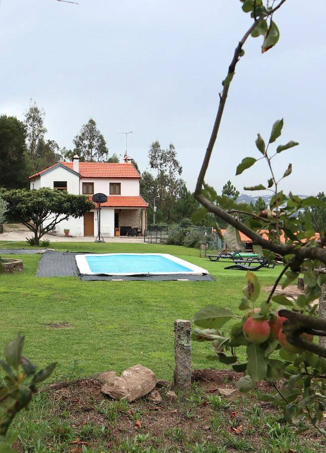 Casa de férias para 6 pessoas, com Varanda e Terraço e ainda Jardim and Piscina em Sever do Vouga