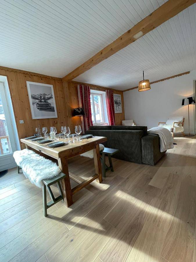 Gîte pour 8 personnes, avec Balcon et Vue dans Office De Tourisme De Val Cenis Lanslevillard