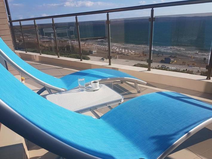 Ferienhaus für 8 Personen, mit Balkon und Terrasse sowie Garten und Ausblick