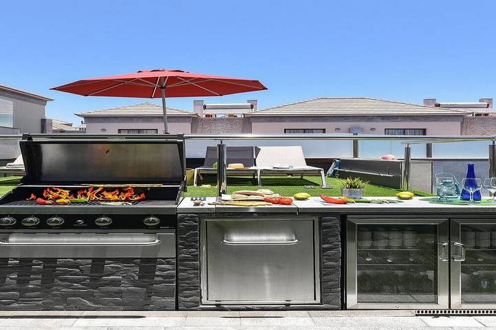 Villa pour 8 personnes, avec terrasse et jardin - 1