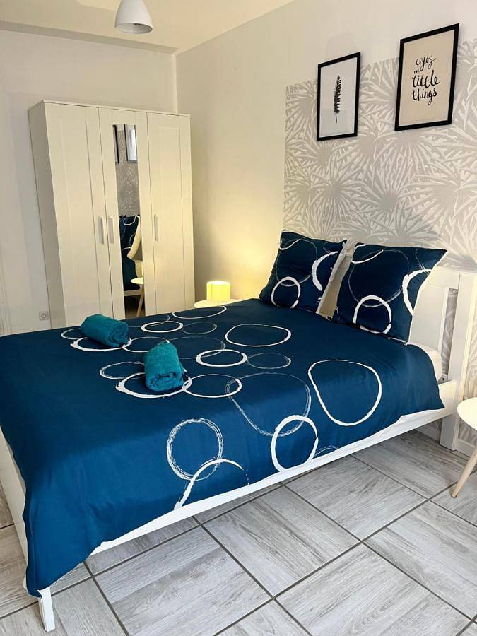 Gîte pour 4 personnes, avec vue ainsi que jardin et terrasse à Prades - 2