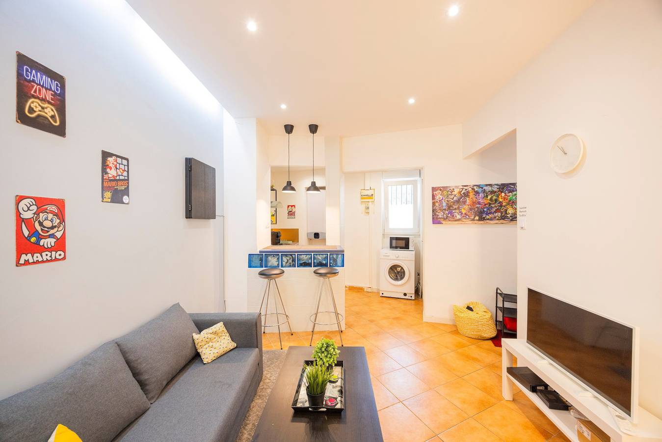 Ganze Wohnung, Apartment 'Arkade – Spielzimmer nahe Bahnhof' mit Wlan in Mülhausen, Mülhausen und Umgebung