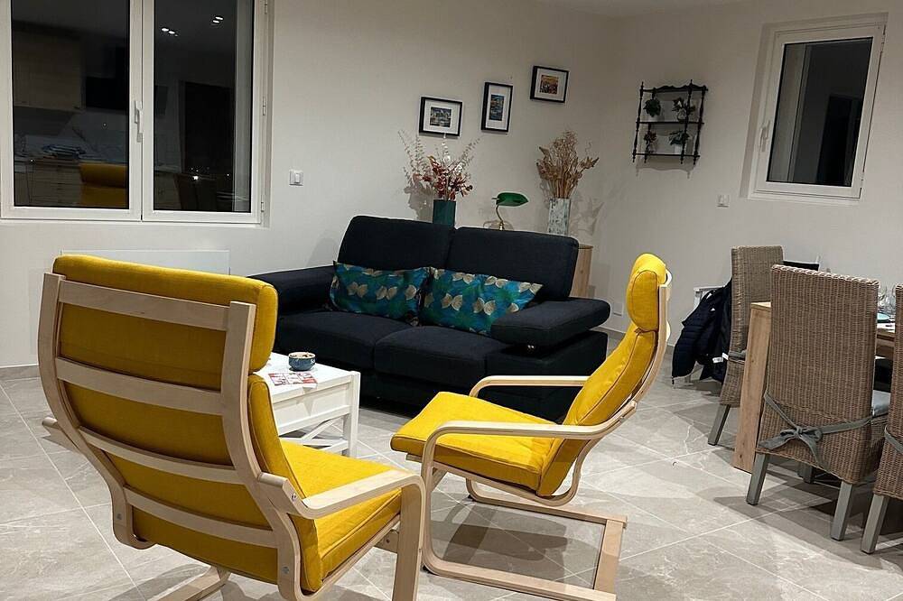 Gîte Vue Mer tout confort avec jardin, 2 ch, 4 pers. proche de Omaha Beach in Port-en-Bessin-Huppain, Région de Bayeux