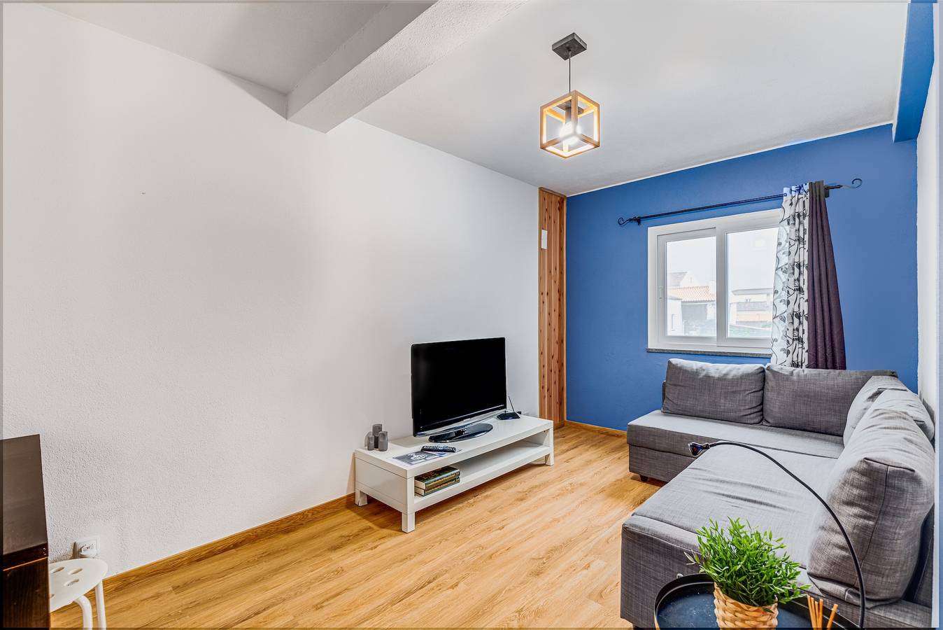 Hel lejlighed, Apartment 'Casa Da Travessa Com 3 Quartos' with Wi-Fi & Ac in Horta, Faial