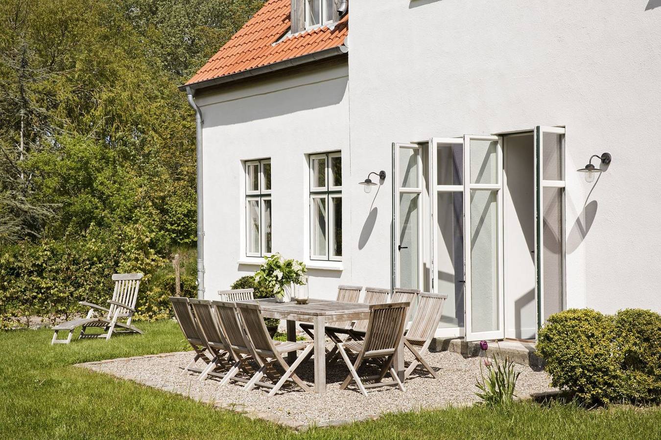 Großes Ferienhaus mit Blick auf die Ostssee, Kamin und Sauna in Geltinger Birk, Pommerby