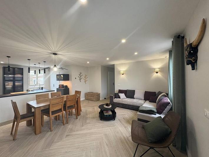 Villa pour 6 personnes, avec Terrasse et Jardin à Arles - 2