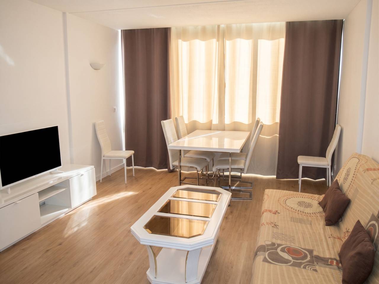 Appartement entier, Appartement lumineux à Saint-Cyprien 45 m² vue mer in Saint-Cyprien-Plage, Saint-Cyprien