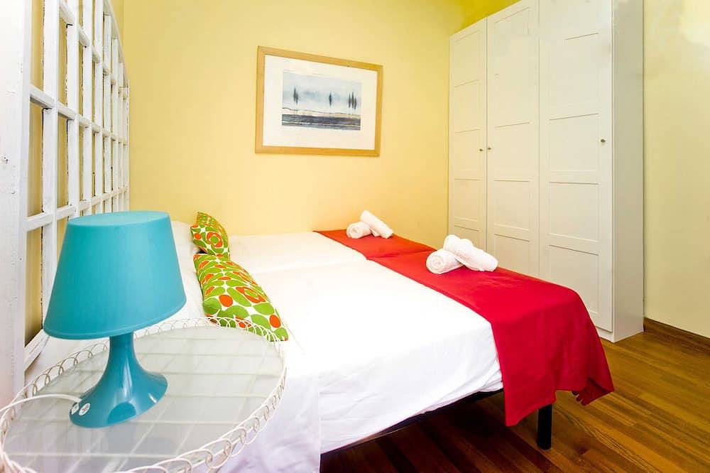 Entire apartment, Super Central Perfect Apartment In Madrid For Monthly Rentals in Centro (Madrid), Madrid