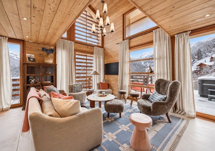 Chalet für 8 Personen, mit Balkon und Balkon/Terrasse sowie Terrasse und Whirlpool in Anniviers