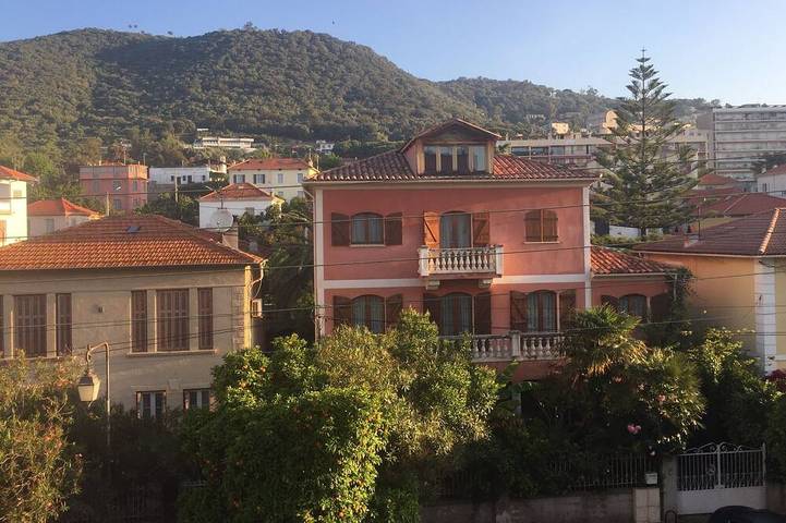 Appartement de vacances pour 4 personnes, avec balcon et jacuzzi, animaux acceptés