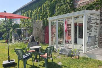 Location de vacances pour 3 personnes, avec jardin à Ver (homonymie)