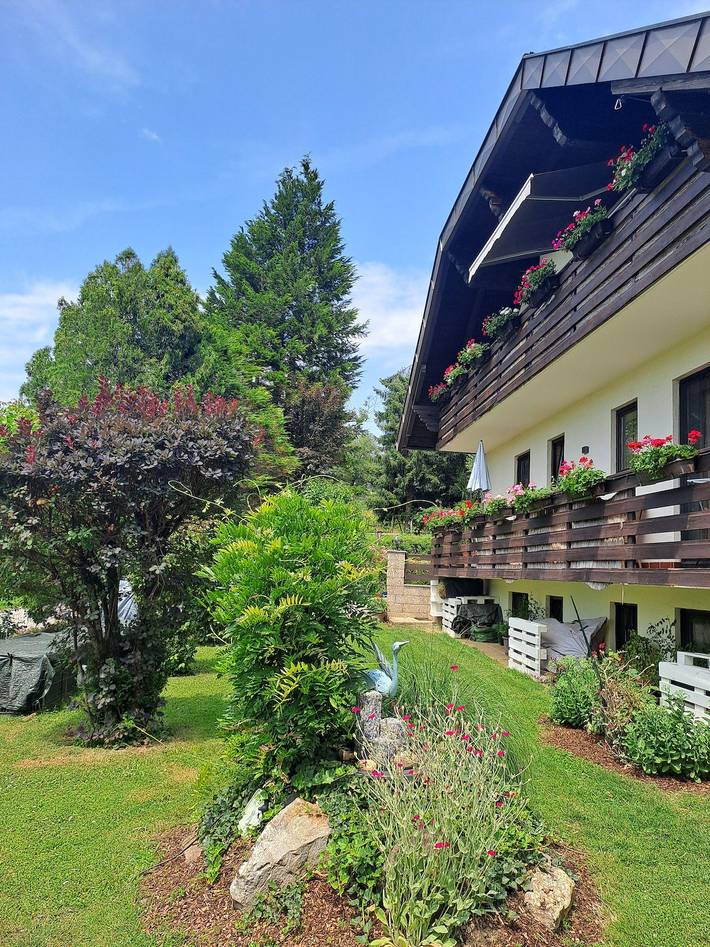Ferienwohnung für 5 Personen, mit Balkon und Garten sowie Kinderpool in Keutschach am See