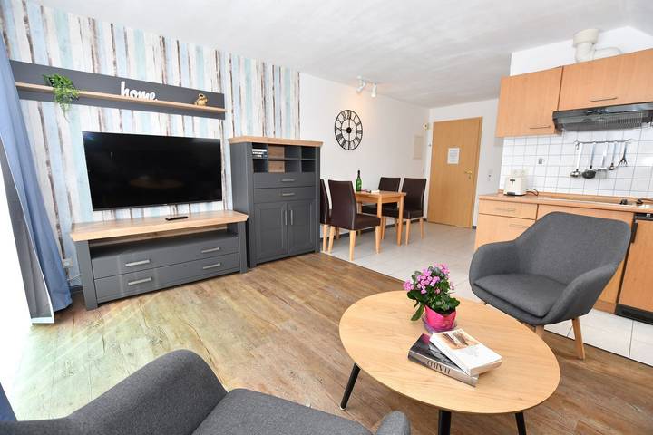 Ferienwohnung für 4 Personen, mit Balkon auf Borkum - 2