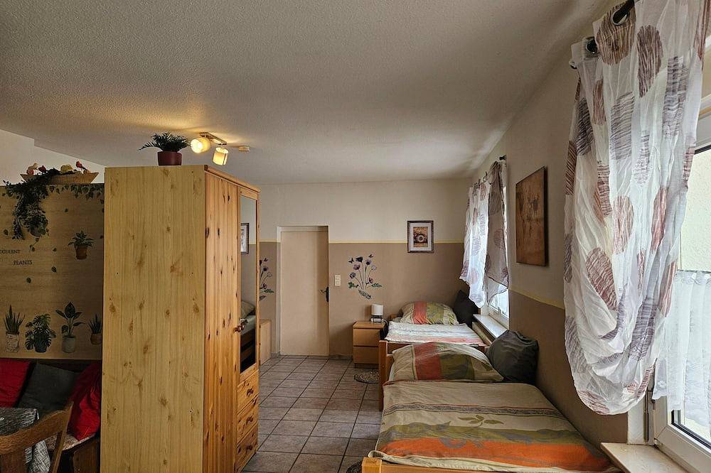 Ganze Wohnung, App O1, 2- 3 Personen, 23km bis Frankfurt – Nord in Ober-Mörlen, Wetterau