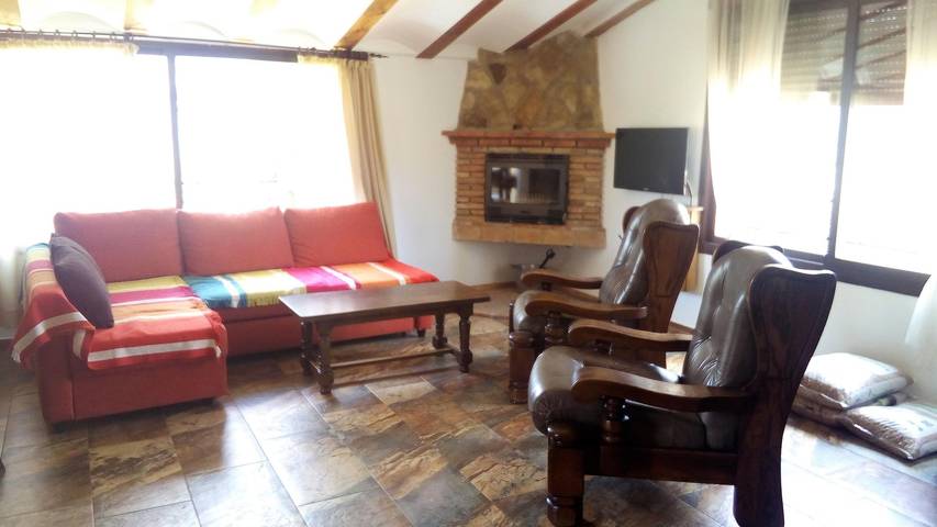 Casa rural para 16 personas, con balcón y jardín en Castril - 3