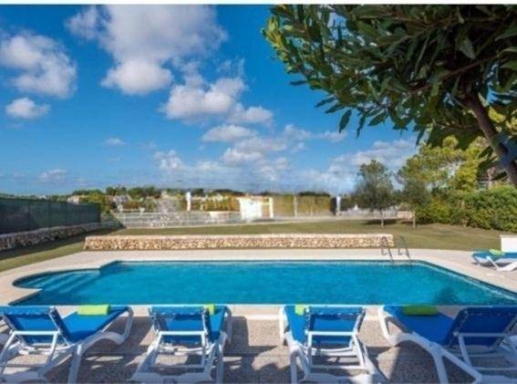 Ferienhaus für 8 Personen, mit Ausblick und Garten sowie Pool, mit Haustier - 1