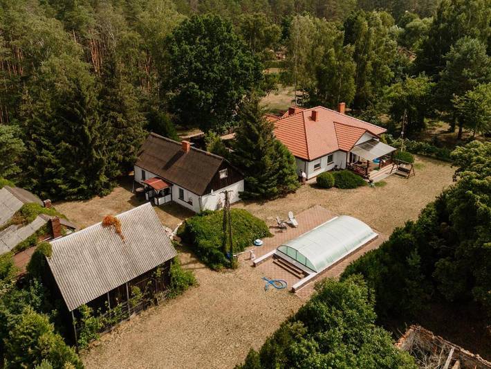 Ferienhaus für 8 Personen, mit Garten und Pool sowie Whirlpool