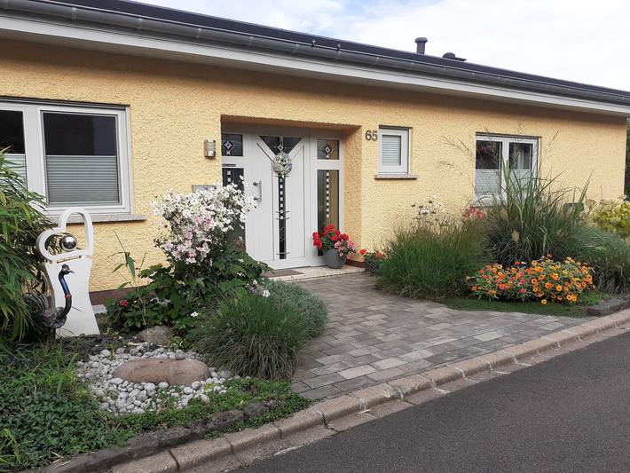Ferienwohnung für 2 Personen, mit Terrasse und Garten in Neumagen-Dhron