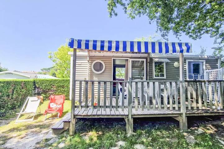 Camping pour 6 personnes à Hourtin