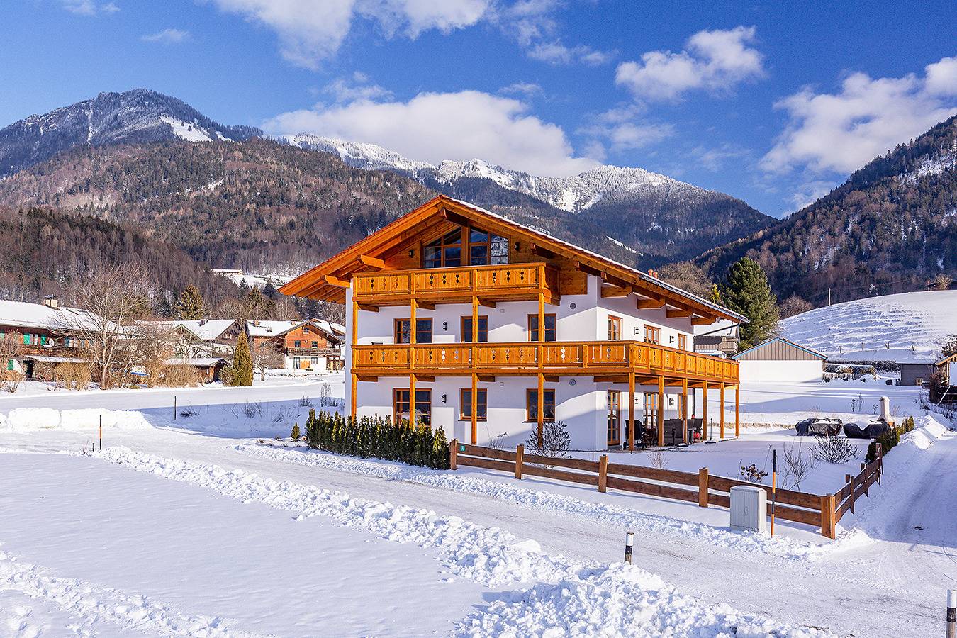 Ganze Ferienwohnung, Chiemgauferienwohnungen - Maier - Ferienwohnung Almhüttn 92qm mit 2 Schlafzimmern und 2 Bädern in Unterwössen, Bayerische Alpen