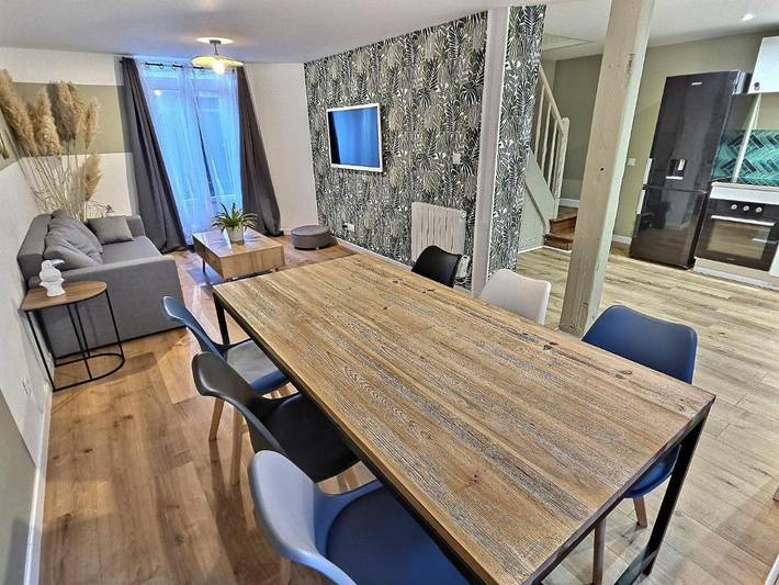 Gîte pour 6 personnes, avec Terrasse à Elbeuf
