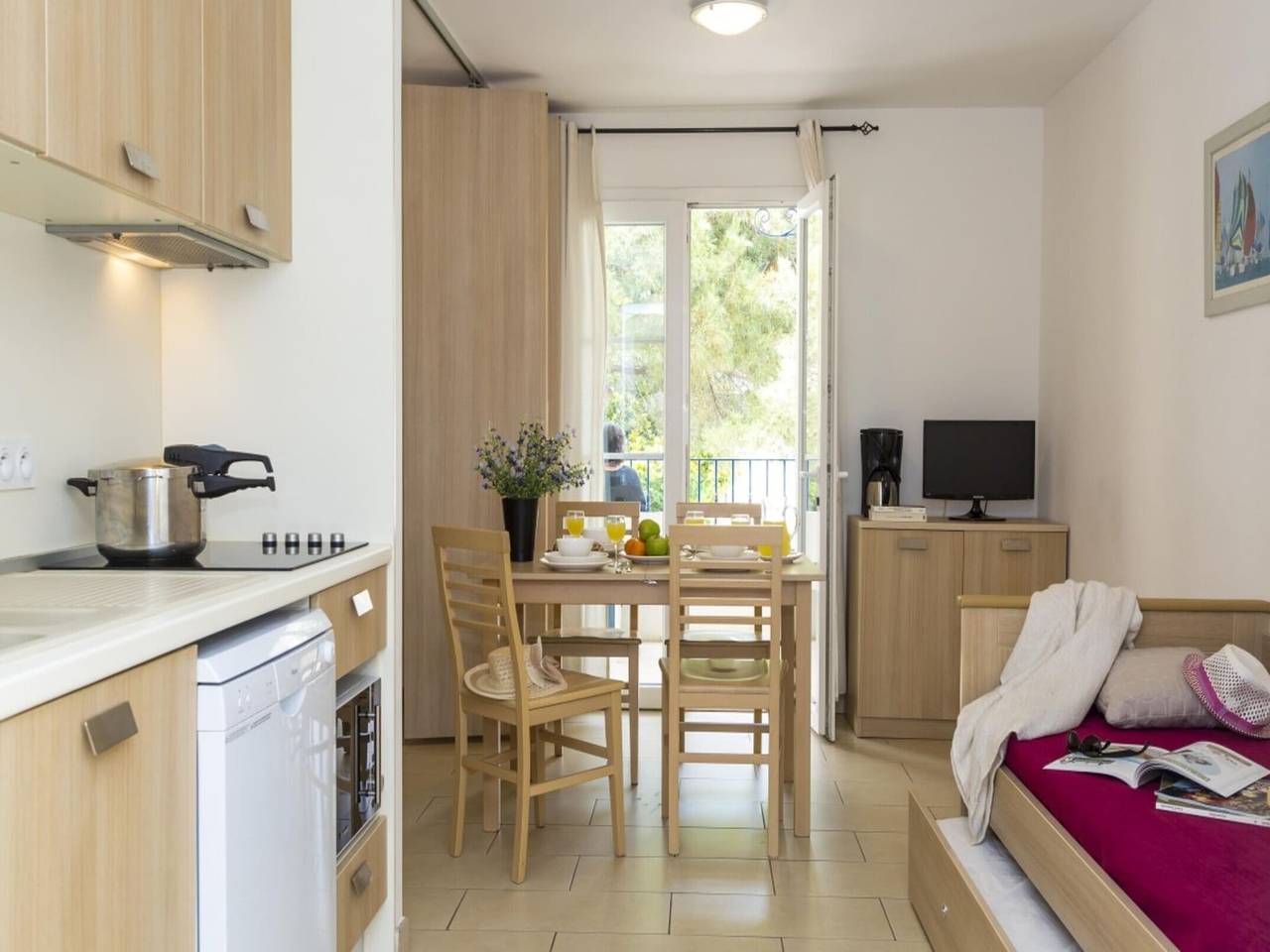 Schönes Ferienhaus in Solenzara in Sari-Solenzara, Sartène und Umgebung