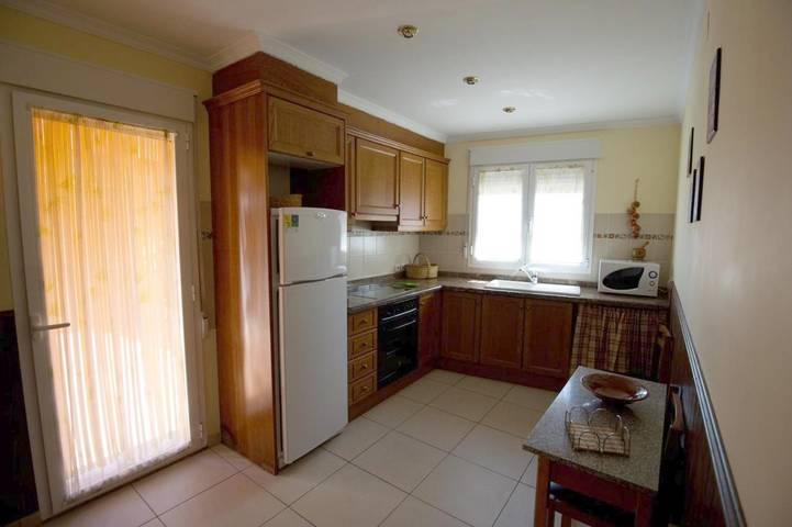 Casa de vacaciones para 7 personas, con vistas y jardín, Se admiten mascotas en Parque natural de las Lagunas de Ruidera - 4