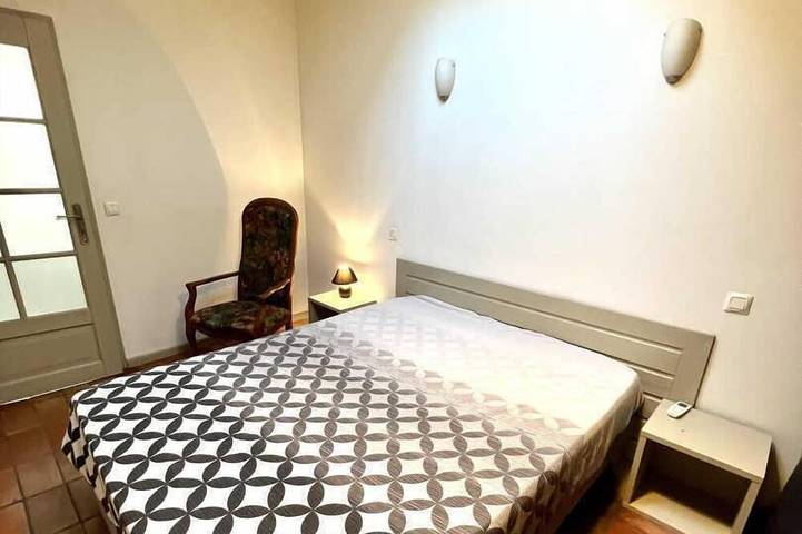 Location de vacances pour 4 personnes, avec jardin et piscine à Embres-et-Castelmaure - 3