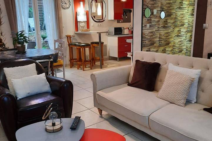 Gîte pour 3 personnes, avec jardin et terrasse dans Boult-sur-Suippe