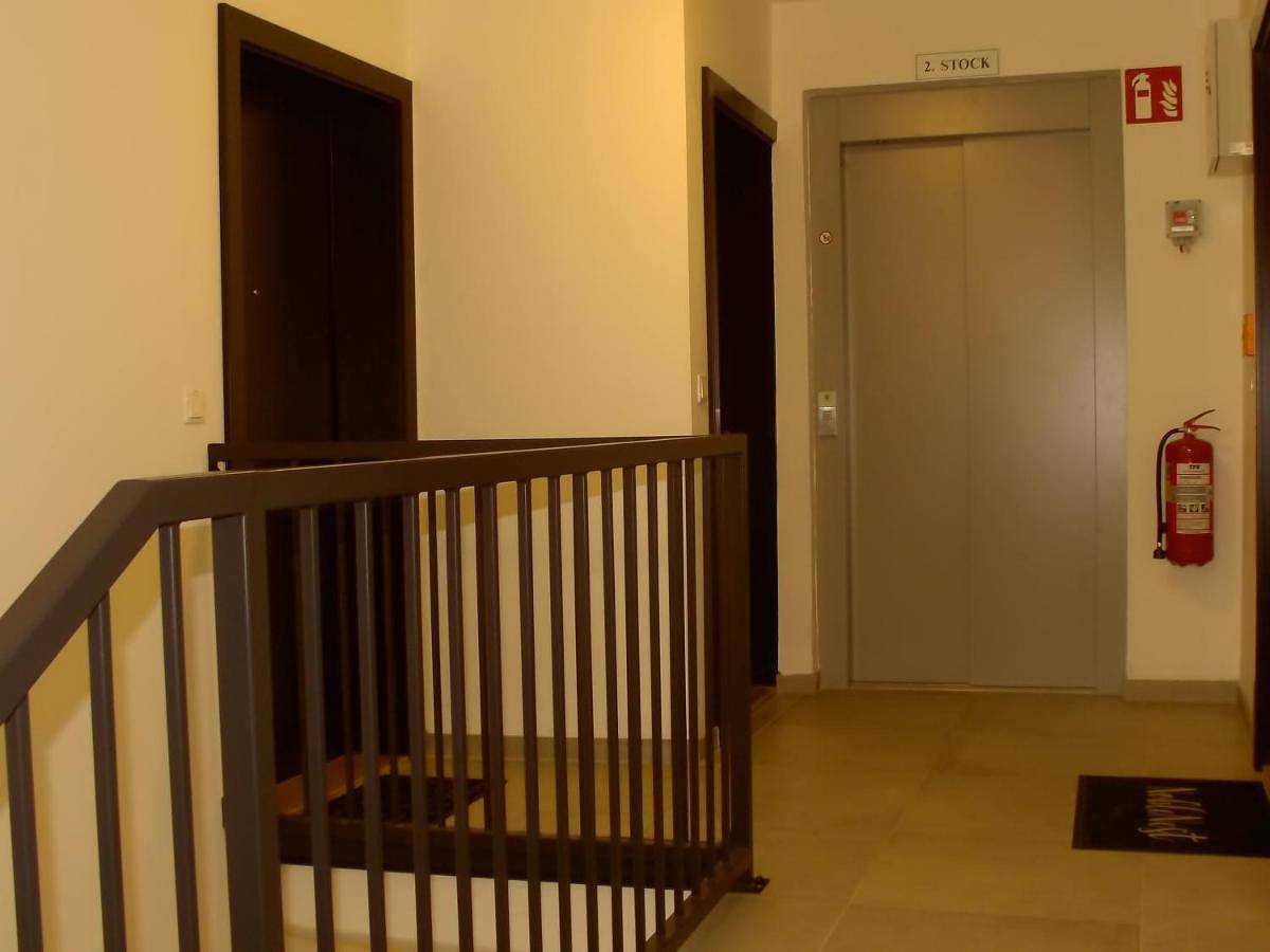 Ganze Wohnung, Two-Bedroom Apartment in Floridsdorf, Wien