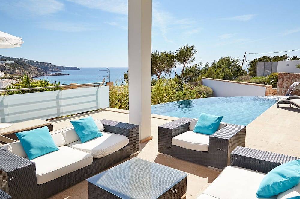 Villa voor 10 Personen in Cala Tarida, Sant Josep de sa Talaia