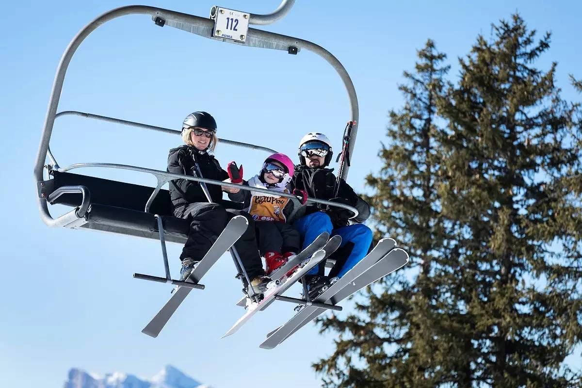 Ganze Wohnung, Ferienwohnung 2 Zimmer 4/6 Personen Classic in Chamrousse, Nationalpark Écrins