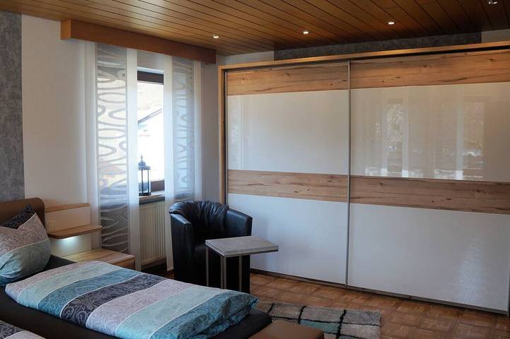 Ferienwohnung für 5 Personen, mit Garten und Balkon in Heiligenstadt - 2