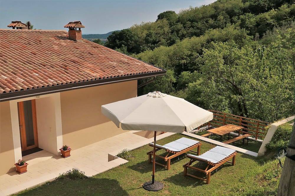 Casa su La Riva - Ale's Home in Valdobbiadene, Prealpi Carniche